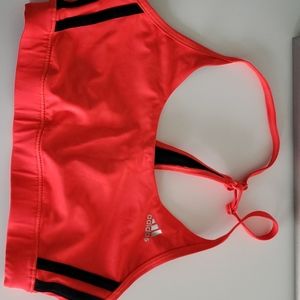 Sports bralette from Addidas.